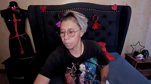 Kali Panther online show from February 14, 2:25 pm