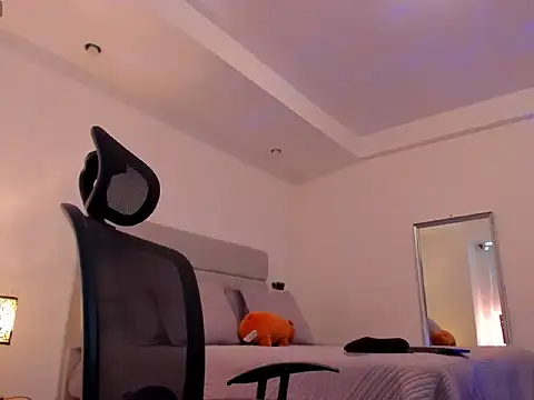 Snapshot of chris_morgan7 chatting on February 9, 6:56 pm chris morgan7 online show from February 9, 6:56 pm