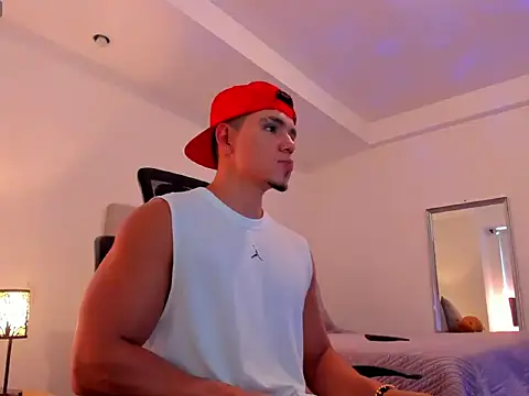 Snapshot of chris_morgan7 chatting on February 18, 7:21 pm chris morgan7 online show from February 18, 7:21 pm