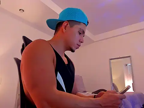 Snapshot of chris_morgan7 chatting on February 24, 2:04 pm chris morgan7 online show from February 24, 2:04 pm