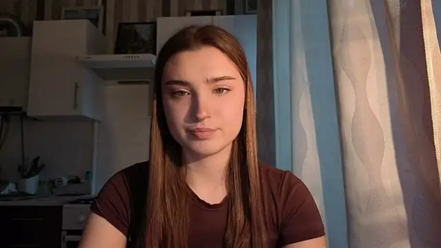 Snapshot of LissaBliss chatting on April 25, 3:42 pm LissaBliss online show from April 25, 3:42 pm
