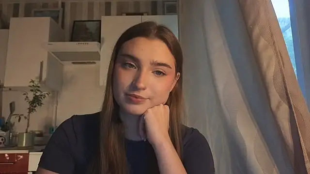 Snapshot of LissaBliss chatting on June 2, 2:30 pm LissaBliss online show from June 2, 2:30 pm