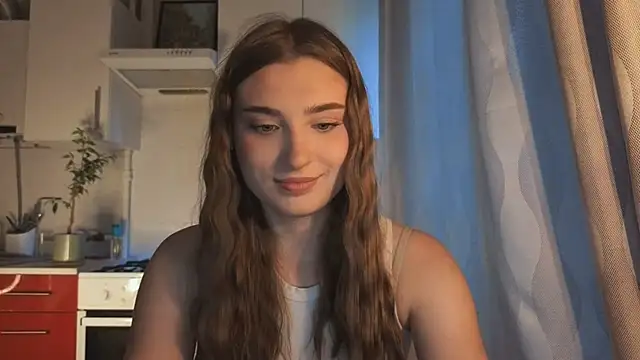 Snapshot of LissaBliss chatting on June 3, 2:33 pm LissaBliss online show from June 3, 2:33 pm