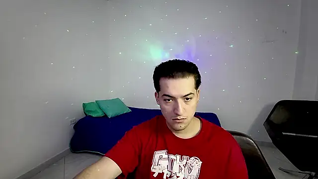 Snapshot of RoseSinsDonViktor chatting on February 24, 4:38 pm RoseSinsDonViktor online show from February 24, 4:38 pm