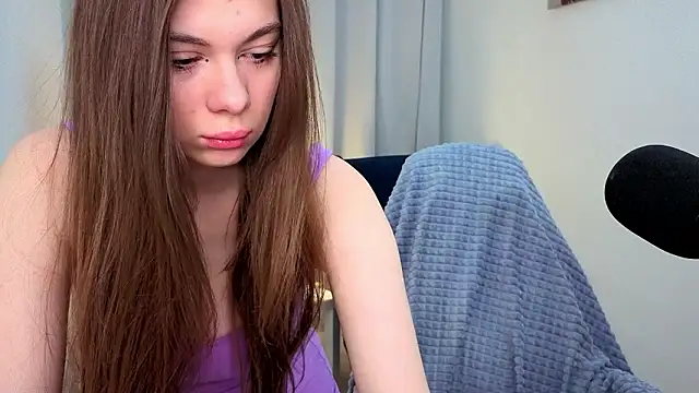 SiennaSayss online show from March 11, 7:14 am