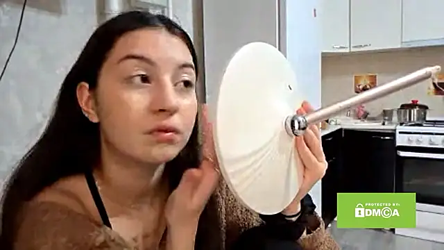 ZyntraLoom online show from February 17, 12:45 pm