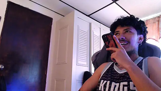 D3v1L88 online show from April 8, 7:58 pm