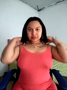 emily-rousee- online show from April 21, 2:23 pm