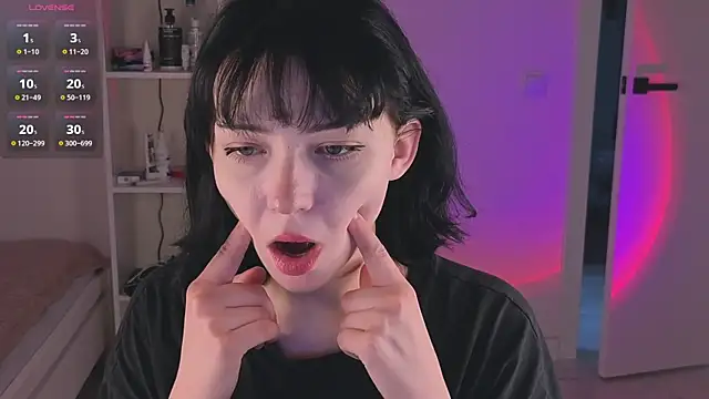 Snapshot of Doll_lira chatting on July 8, 1:37 pm Doll lira online show from July 8, 1:37 pm