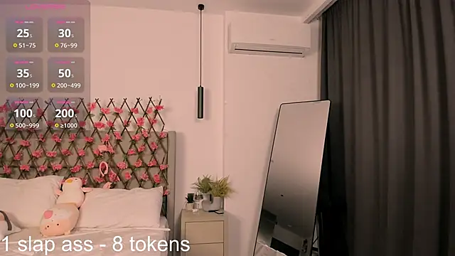 Luna Starlight online show from March 5, 10:06 pm