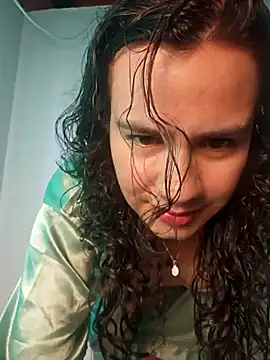  ChloeRed online show from April 17, 2:42 pm