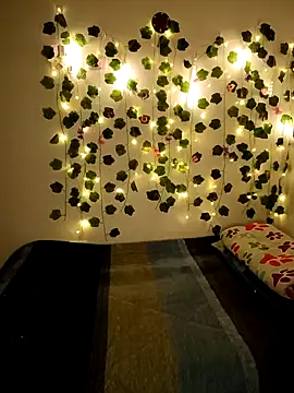 Snapshot of melly_whatson chatting on February 21, 10:05 am melly whatson online show from February 21, 10:05 am