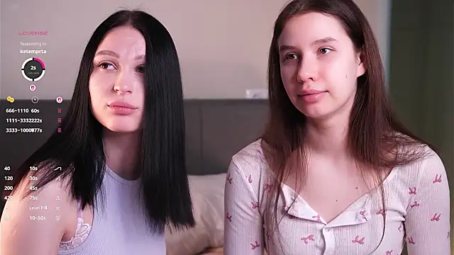 Snapshot of ZofiaSoshnik chatting on February 15, 7:51 am ZofiaSoshnik online show from February 15, 7:51 am