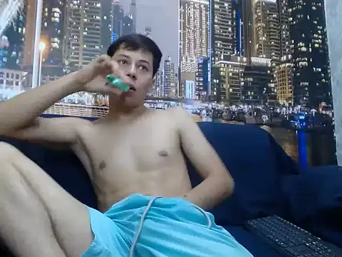 Snapshot of santiago_xxxcol chatting on February 8, 11:08 pm santiago xxxcol online show from February 8, 11:08 pm