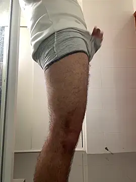 Snapshot of javfran76 chatting on February 28, 9:05 pm javfran76 online show from February 28, 9:05 pm