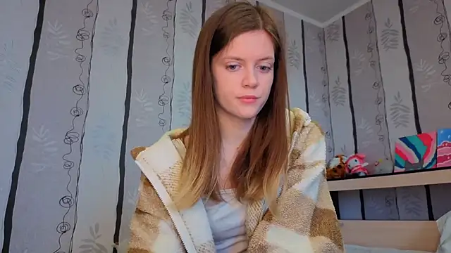 SueFerreyra online show from April 17, 8:17 am