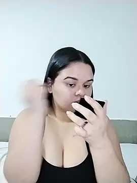 Snapshot of SamanthaStonee chatting on May 13, 11:44 pm SamanthaStonee online show from May 13, 11:44 pm