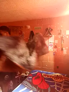 Snapshot of suckdream chatting on February 13, 3:19 pm suckdream online show from February 13, 3:19 pm