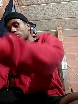 Snapshot of suckdream chatting on February 22, 3:29 am suckdream online show from February 22, 3:29 am