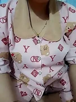 Snapshot of Tulip_ii chatting on February 28, 3:13 pm Tulip ii online show from February 28, 3:13 pm