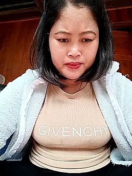 Snapshot of Mayly_Sweet chatting on February 15, 3:25 am Mayly Sweet online show from February 15, 3:25 am