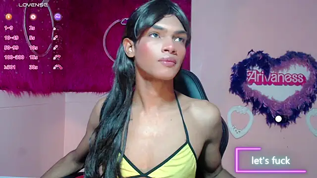 Snapshot of Karol_Vanessa__ chatting on February 21, 3:29 am Karol Vanessa online show from February 21, 3:29 am