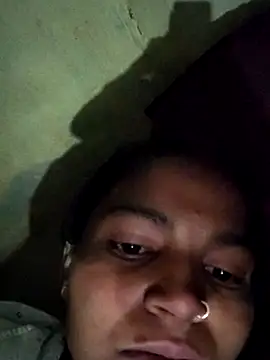 Snapshot of Gungun_thakur chatting on February 5, 9:19 pm Gungun thakur online show from February 5, 9:19 pm