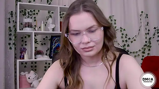 Snapshot of Kate_mermaid chatting on February 6, 1:32 am Kate mermaid online show from February 6, 1:32 am