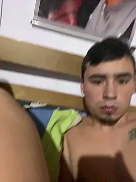 ChloeandAdam online show from April 1, 12:22 am