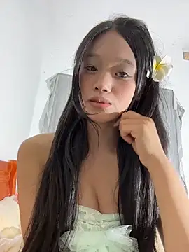 Snapshot of srr6677 chatting on February 15, 2:03 pm srr6677 online show from February 15, 2:03 pm