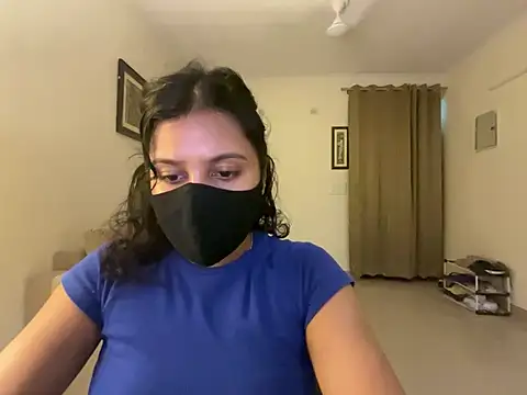 Snapshot of Anna_girl22 chatting on July 7, 4:22 pm Anna girl22 online show from July 7, 4:22 pm