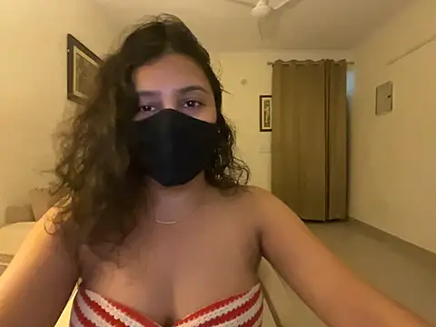 Snapshot of Anna_girl22 chatting on July 18, 7:39 pm Anna girl22 online show from July 18, 7:39 pm