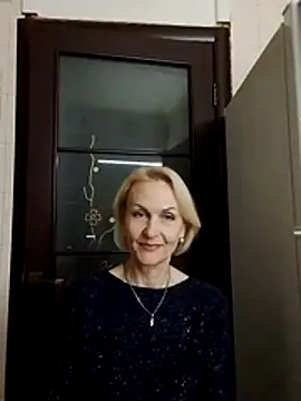 Snapshot of MichelleSolis chatting on February 11, 6:46 pm MichelleSolis online show from February 11, 6:46 pm