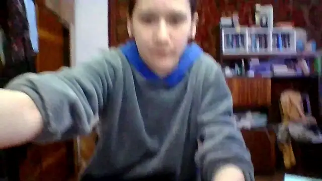 NickiKisinger online show from April 11, 5:01 am