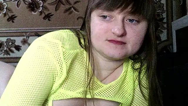 Snapshot of LuckyLust15 chatting on February 12, 4:35 pm LuckyLust15 online show from February 12, 4:35 pm