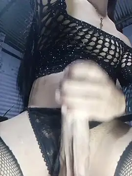 Snapshot of Doll_Geishaa chatting on February 3, 1:26 am Doll Geishaa online show from February 3, 1:26 am