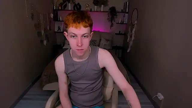 Snapshot of Dylan_Norton chatting on February 15, 10:25 am Dylan Norton online show from February 15, 10:25 am