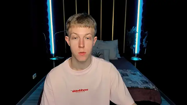 Snapshot of Dylan_Norton chatting on July 17, 10:55 am Dylan Norton online show from July 17, 10:55 am
