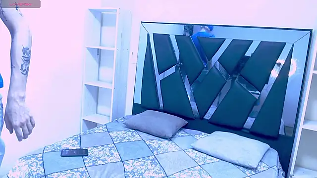 Snapshot of lucke_collins22 chatting on February 4, 7:47 am lucke collins22 online show from February 4, 7:47 am