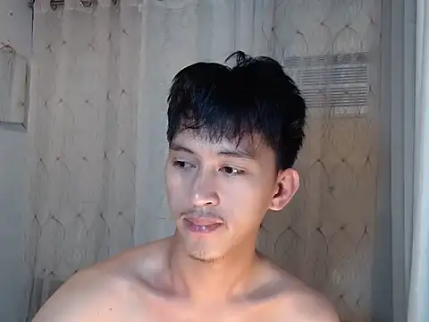 Snapshot of _andrie69_ chatting on March 1, 8:00 pm andrie69 online show from March 1, 8:00 pm