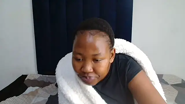 Snapshot of Lissa_27 chatting on February 23, 8:39 pm Lissa 27 online show from February 23, 8:39 pm