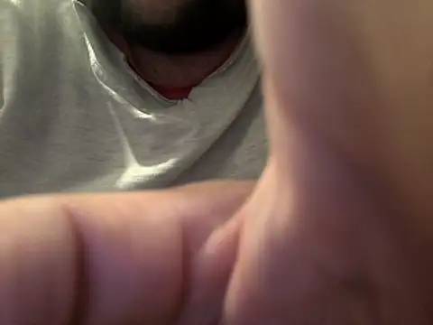 Snapshot of NiceToes43 chatting on February 6, 8:23 pm NiceToes43 online show from February 6, 8:23 pm