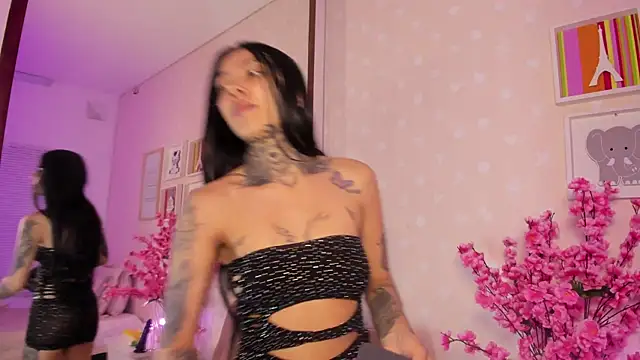 Ashley Blum  online show from February 26, 12:15 pm