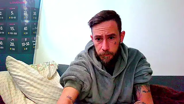 inktattoo42 online show from March 11, 5:46 am