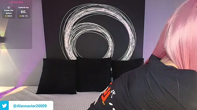 Snapshot of AlannaViera chatting on February 21, 11:44 am AlannaViera online show from February 21, 11:44 am