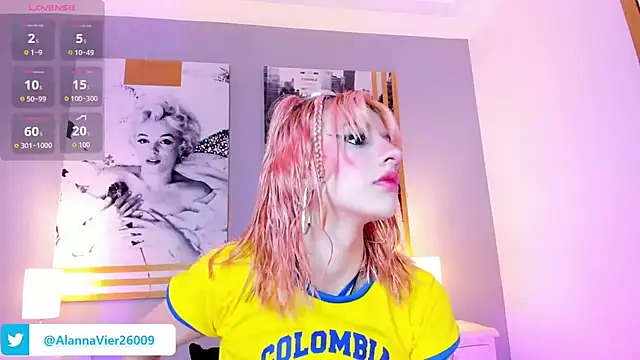 Snapshot of AlannaViera chatting on July 3, 11:49 am AlannaViera online show from July 3, 11:49 am