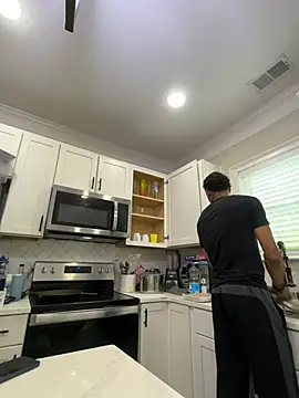 StillArQuez online show from July 19, 9:18 pm