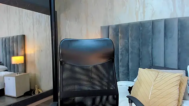 SofiaRivero online show from March 8, 8:45 pm