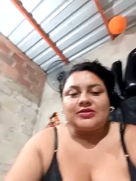 Snapshot of Lena_Cum69 chatting on February 21, 1:39 am Lena Cum69 online show from February 21, 1:39 am