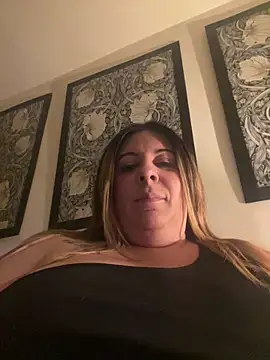 Snapshot of JasmineGlow7 chatting on May 8, 9:09 pm JasmineGlow7 online show from May 8, 9:09 pm